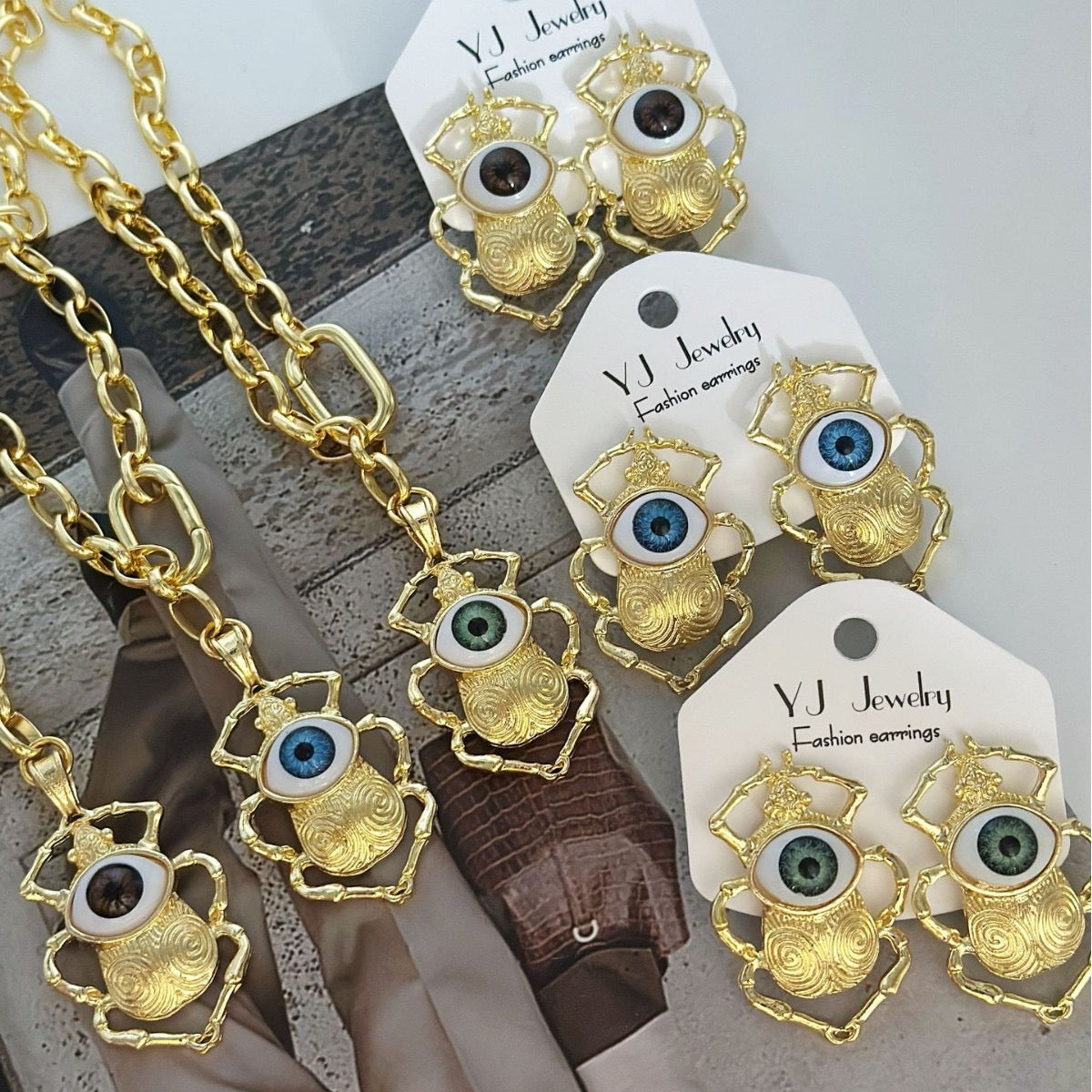 Juego escarabajo con ojo