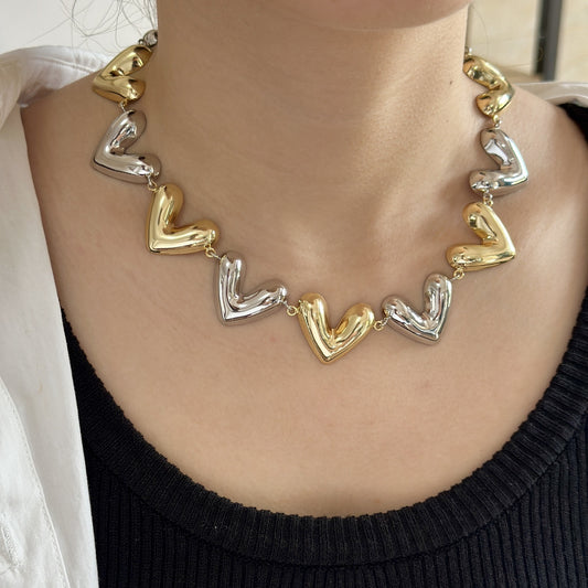 Collar de corazones bicolor