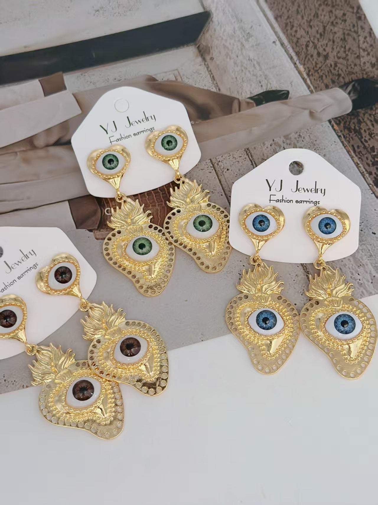 Aretes con ojo